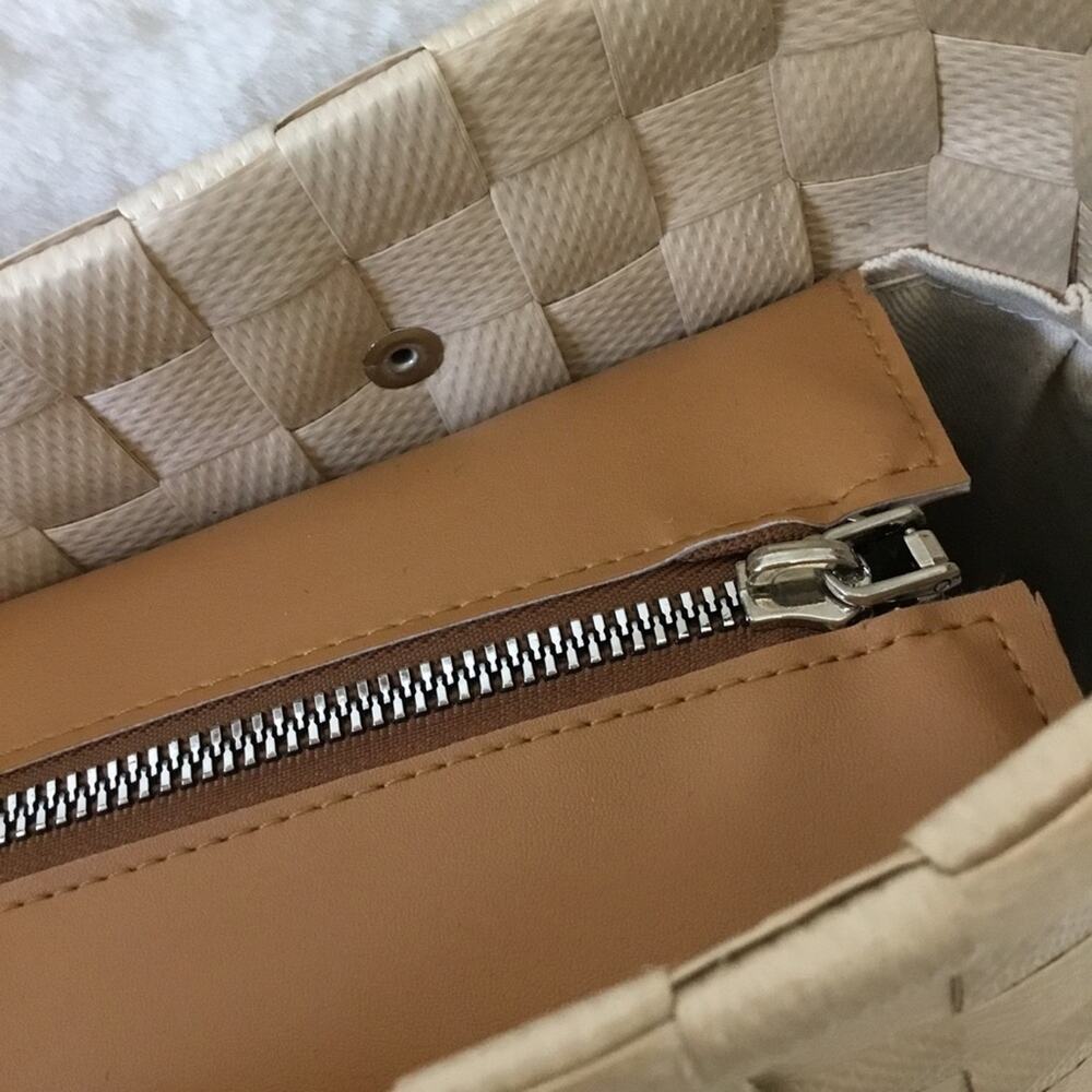 Beige Handwoven Crossbody Shoulder Bag - Picture 3 of 16